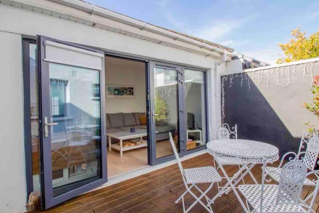 Newly Refurbished Traditional Cottage Blackrock Blackrock  Exterior photo